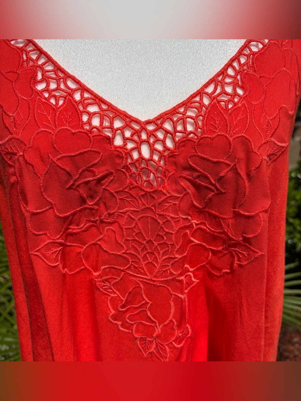Lush Orange Floral Applique Crochet Trim Cami Tank Top